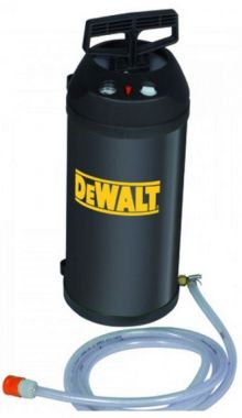 Водяной нагнетательный насос для алмазных дрелей 10л DeWalt D215824-XJ ― DeWALT